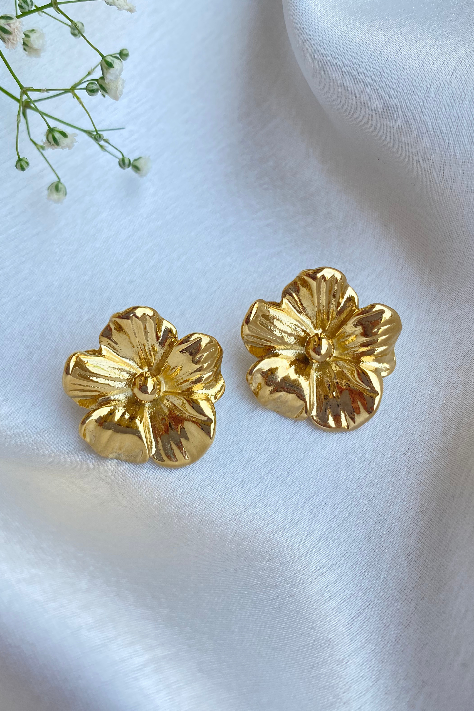Textured Floral Stud Earrings Jewellery