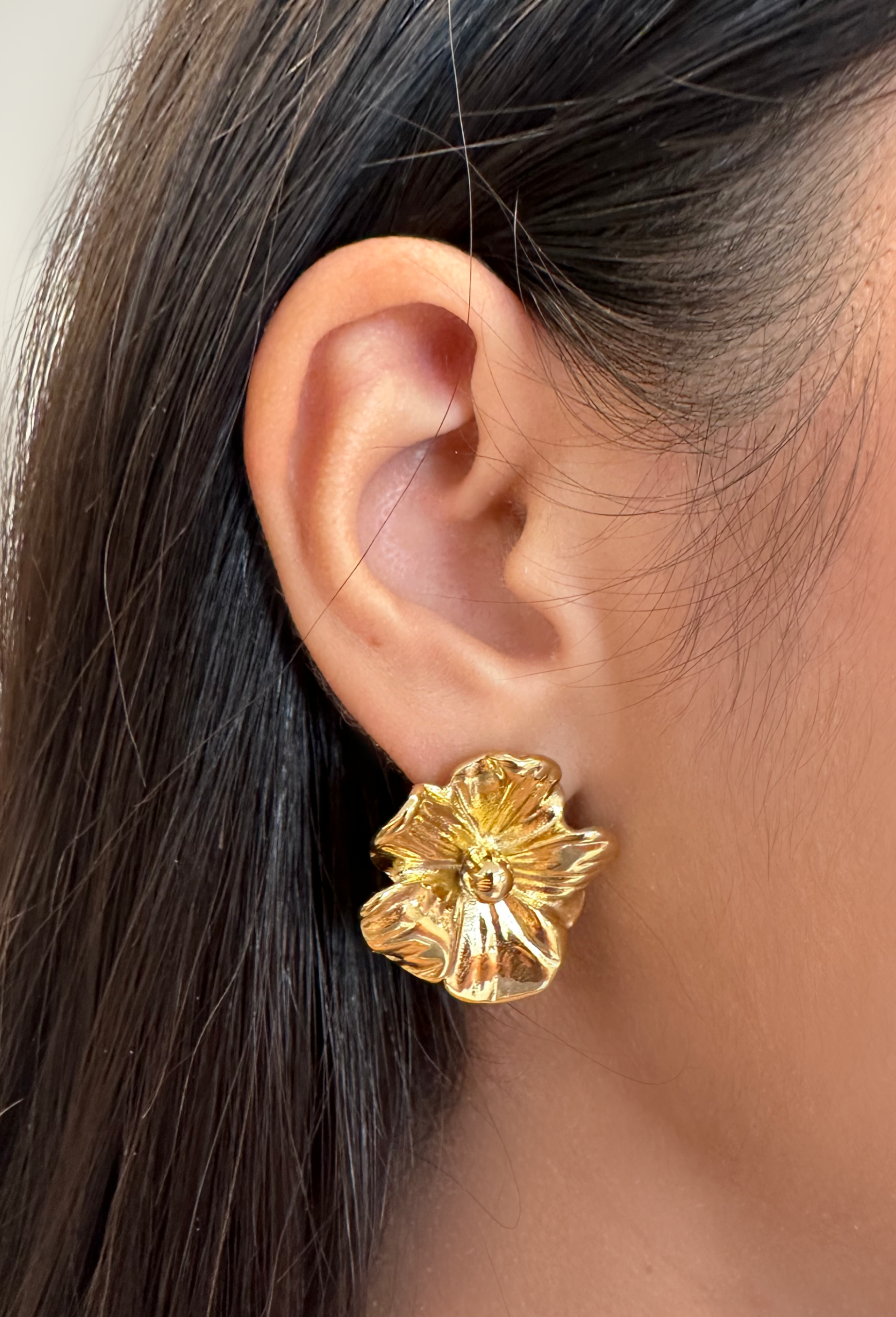 Textured Floral Stud Earrings