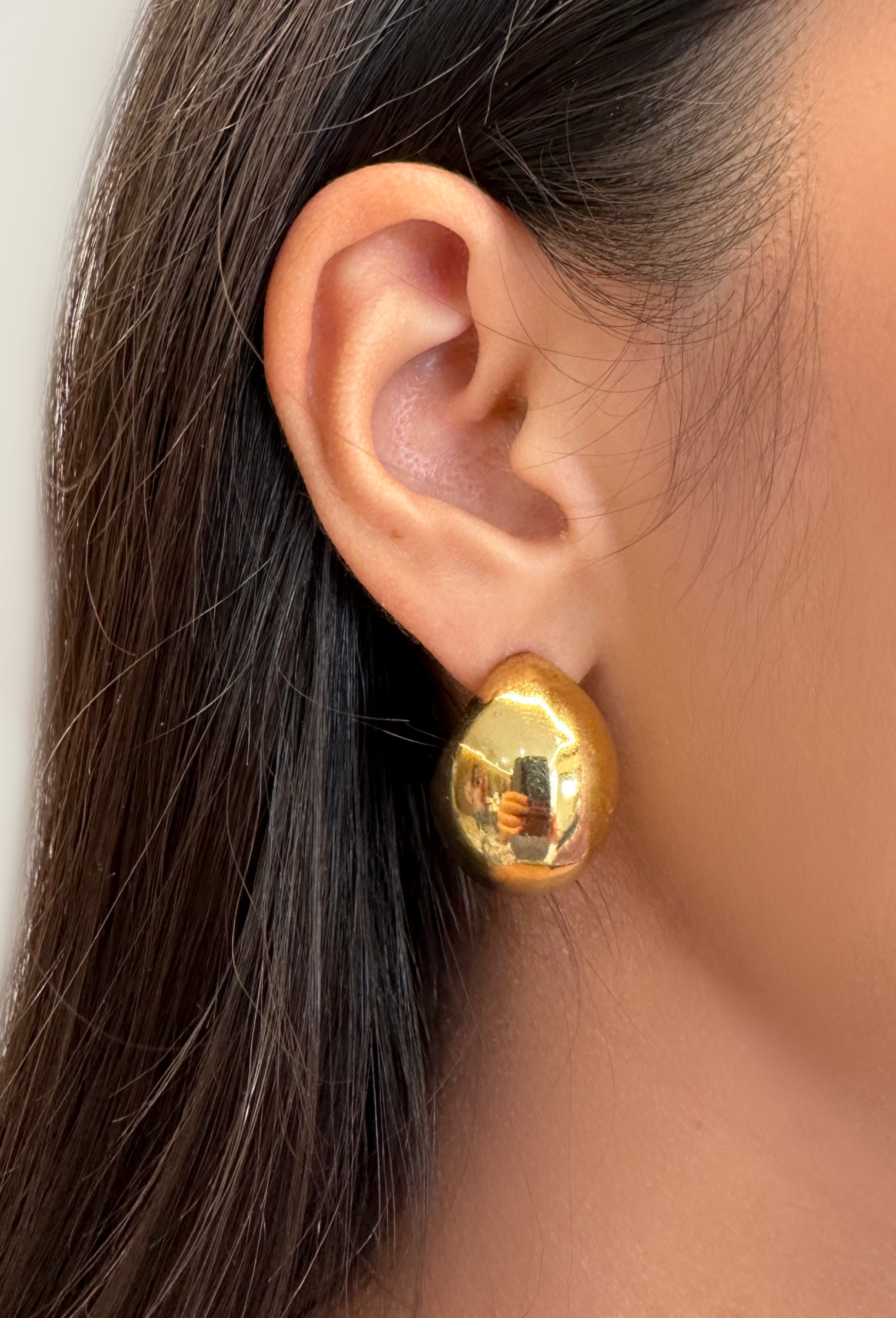 Classic chunky Gold Hoops