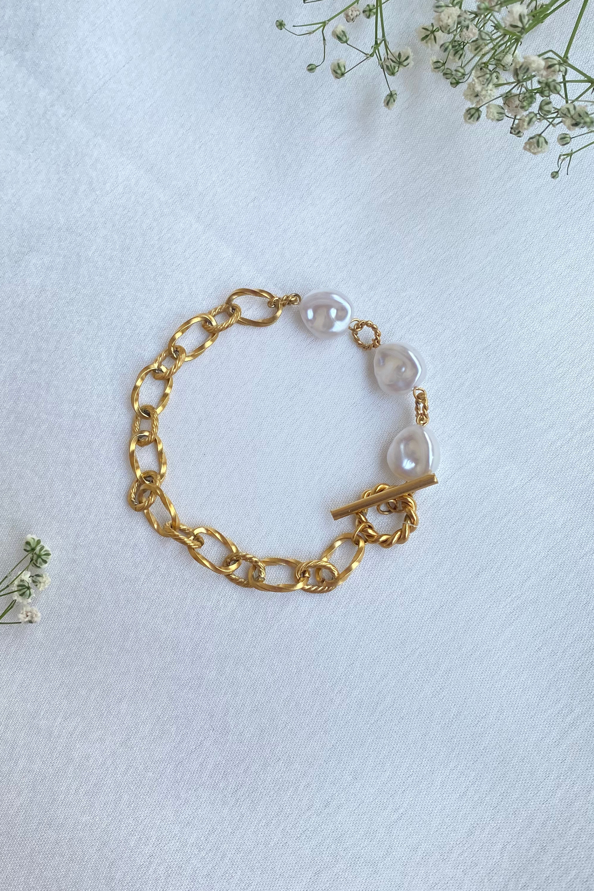 Half Chain-Link Pearl Bracelet