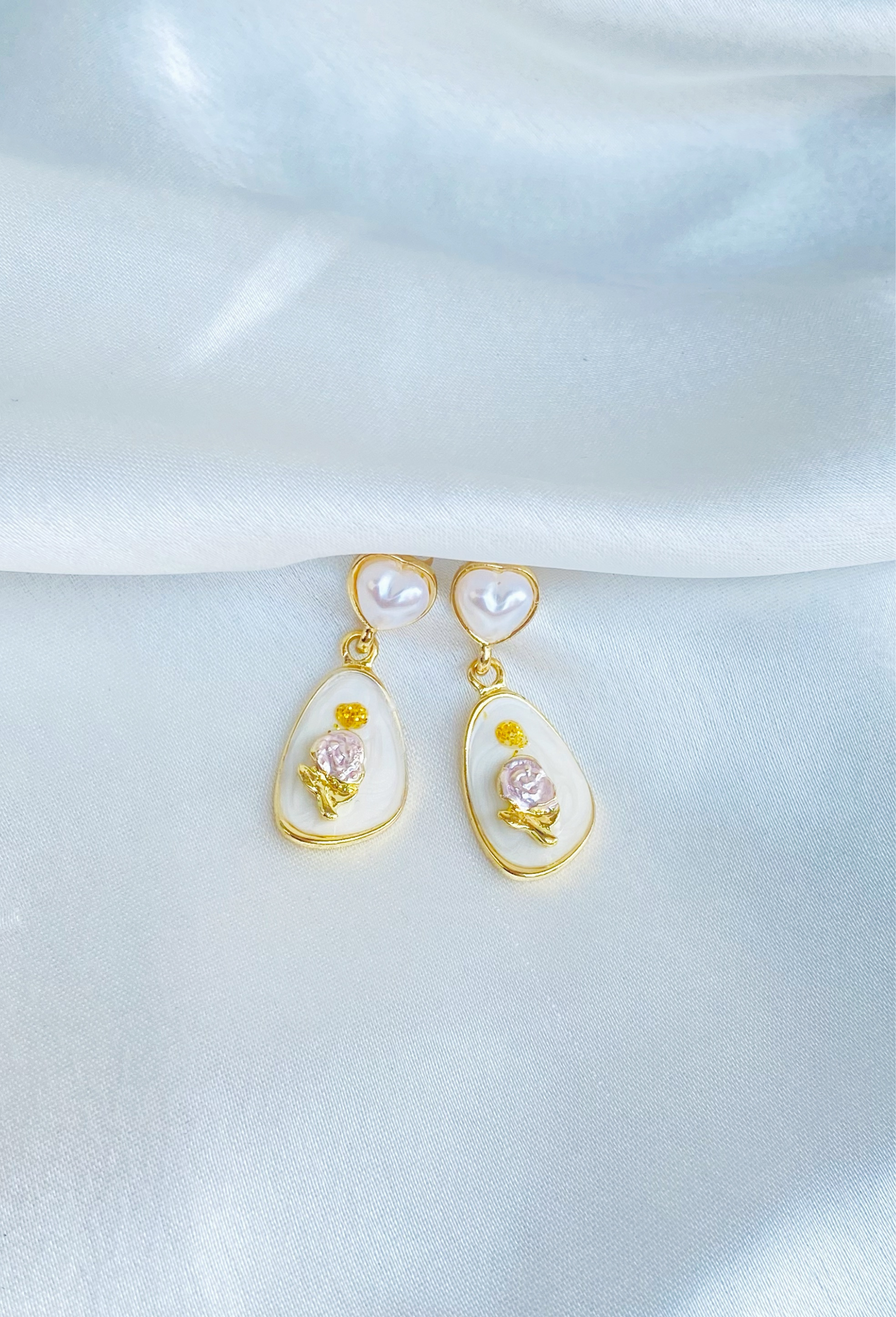 Rose Pearl Earrings