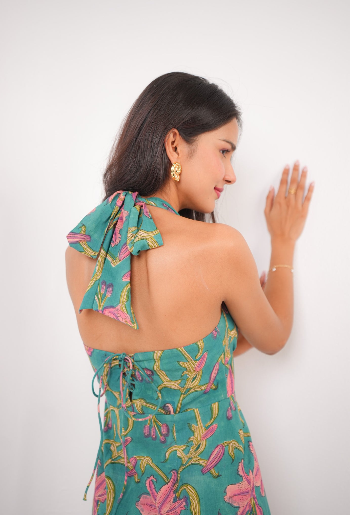 Green Halter Neck Tie-Up A-Line Dress