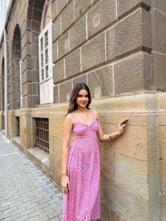 Pink Floral Side-Gathered Maxi Dress with Adjustable Straps Beat the October Heat