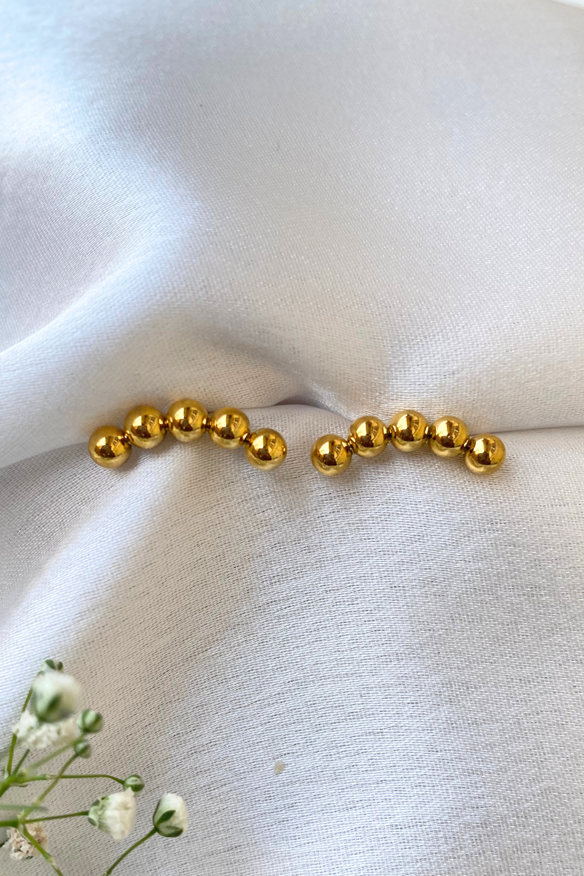 Minimalist Stud Earring